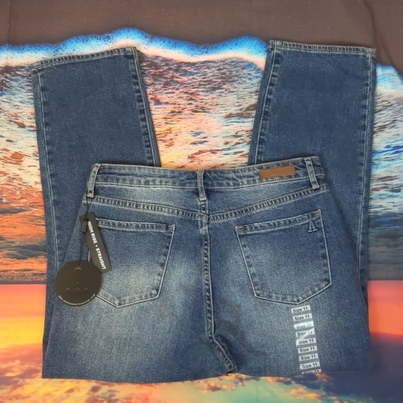 Articles of society high rise straight jeans 11 - Picture 4 of 4